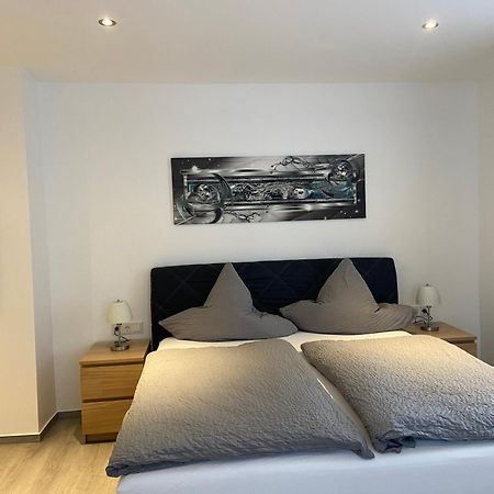 Pension / Ferienwohnung Allebrodt Ленещат Екстериор снимка