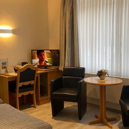 Pension / Ferienwohnung Allebrodt Ленещат Екстериор снимка