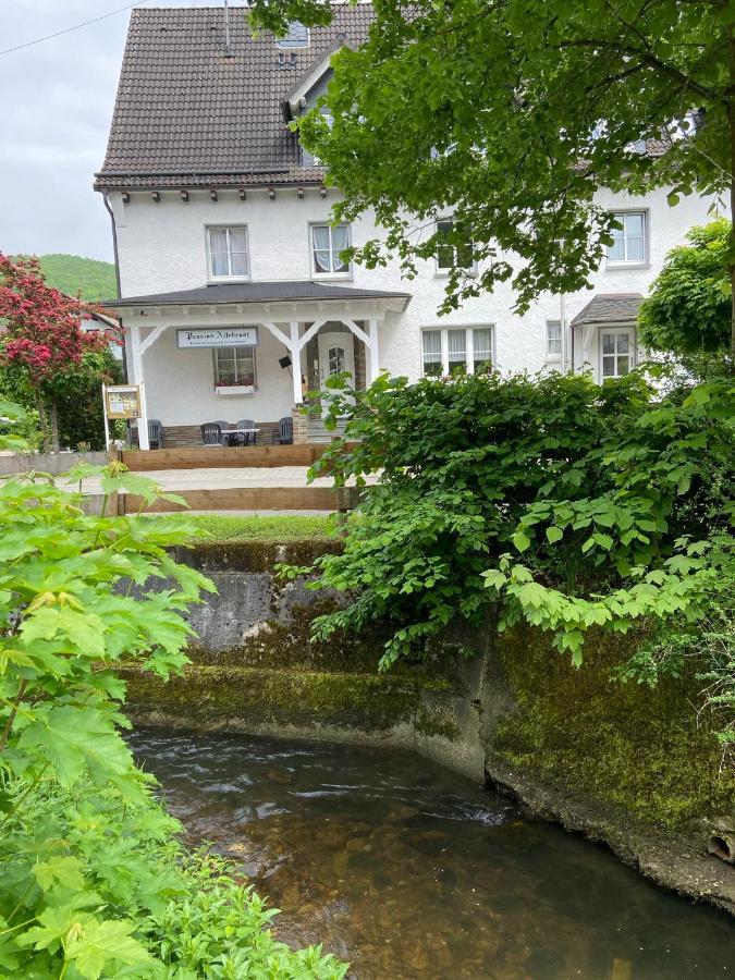 Pension / Ferienwohnung Allebrodt Ленещат Екстериор снимка