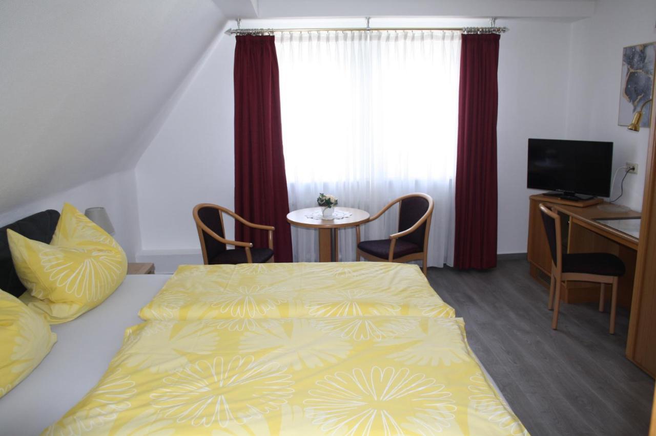 Pension / Ferienwohnung Allebrodt Ленещат Екстериор снимка