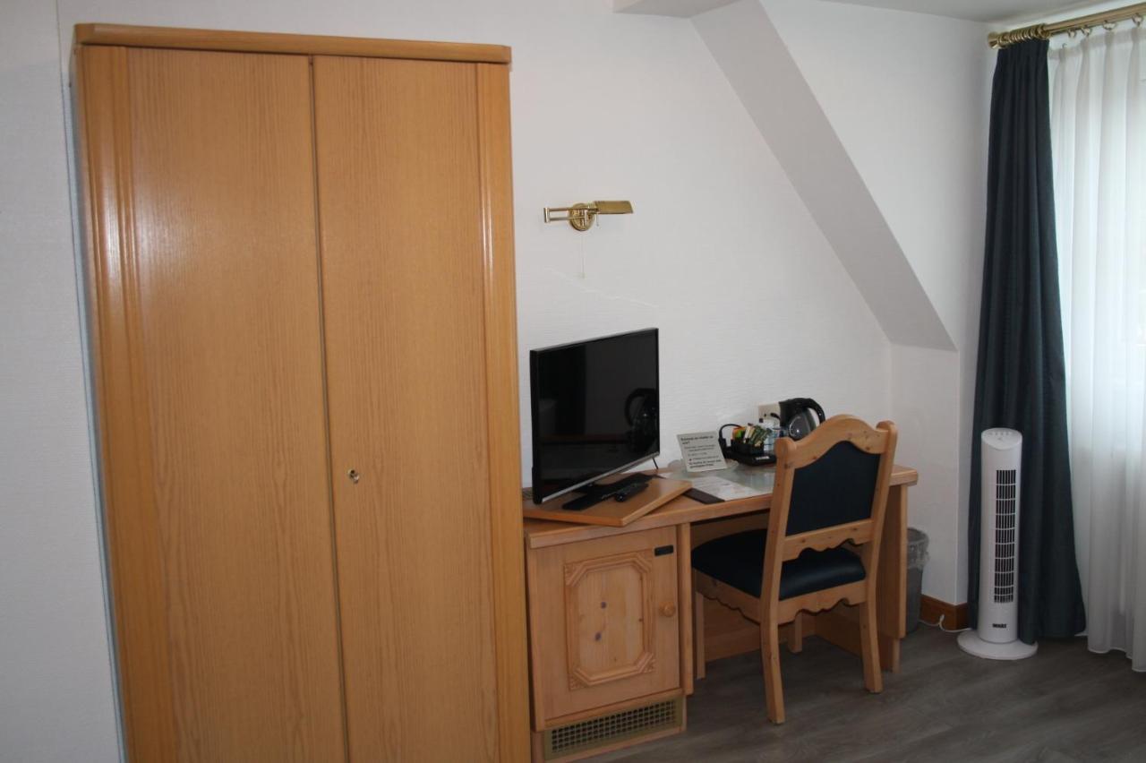 Pension / Ferienwohnung Allebrodt Ленещат Екстериор снимка