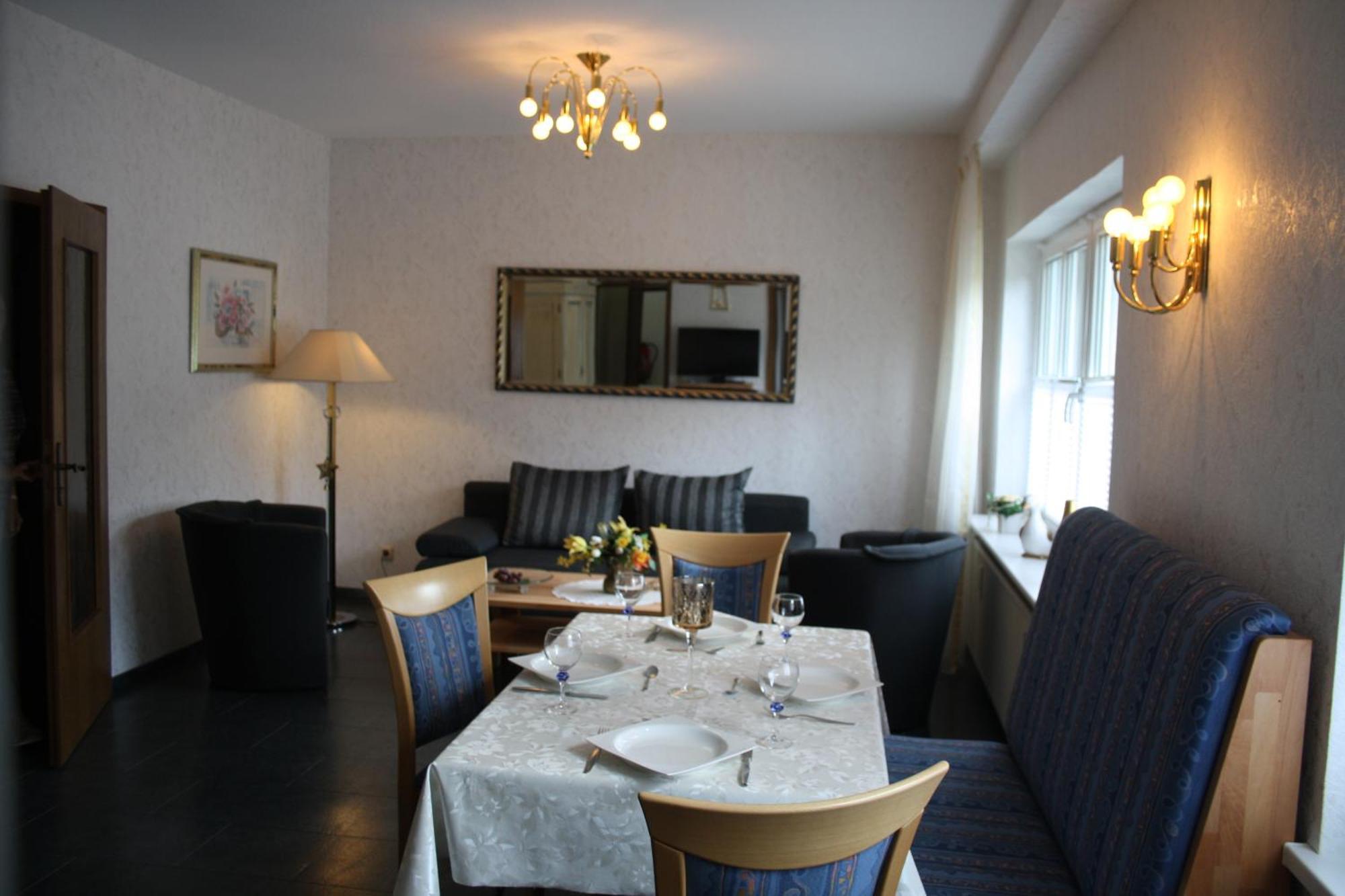 Pension / Ferienwohnung Allebrodt Ленещат Екстериор снимка