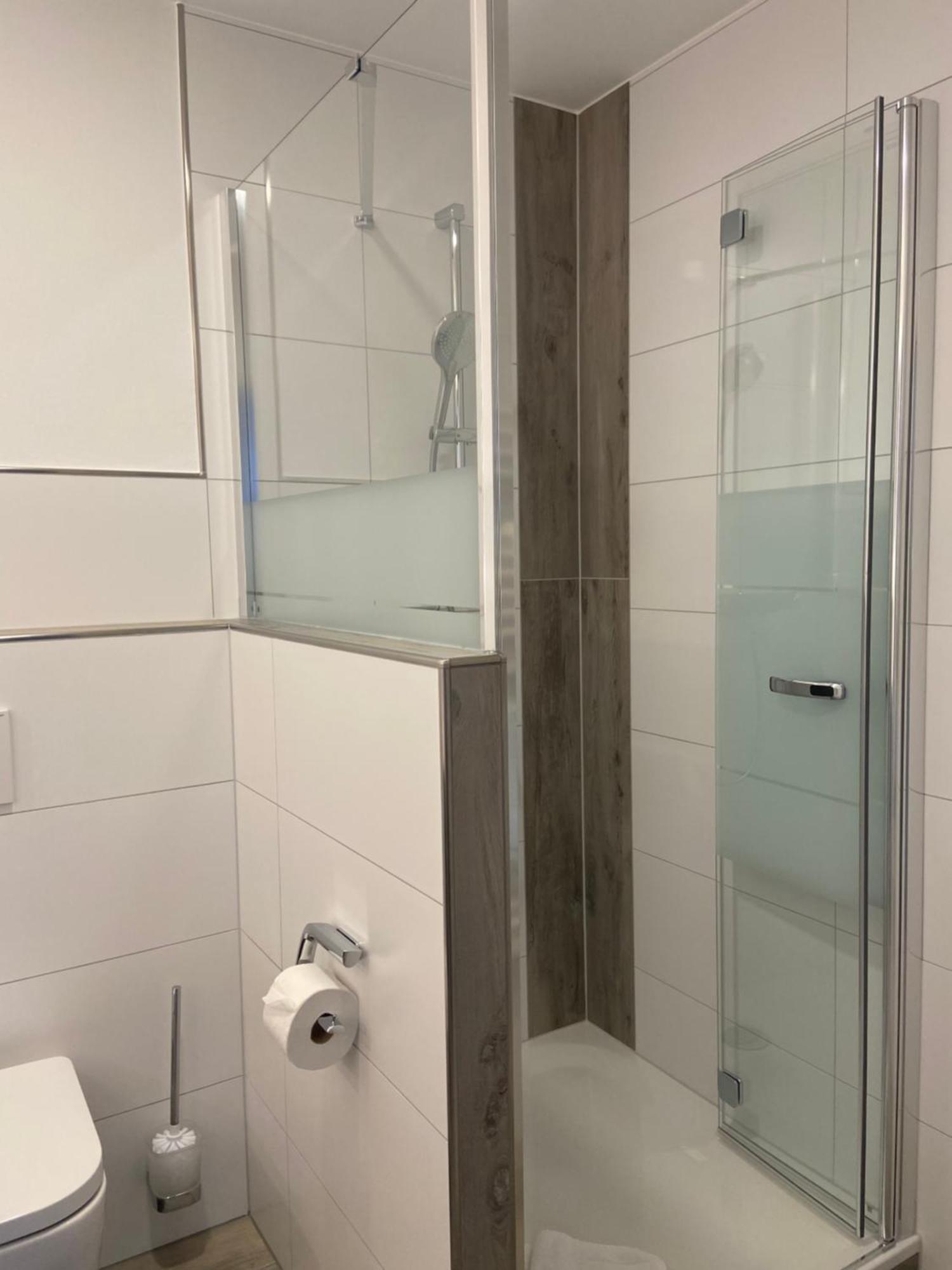 Pension / Ferienwohnung Allebrodt Ленещат Екстериор снимка
