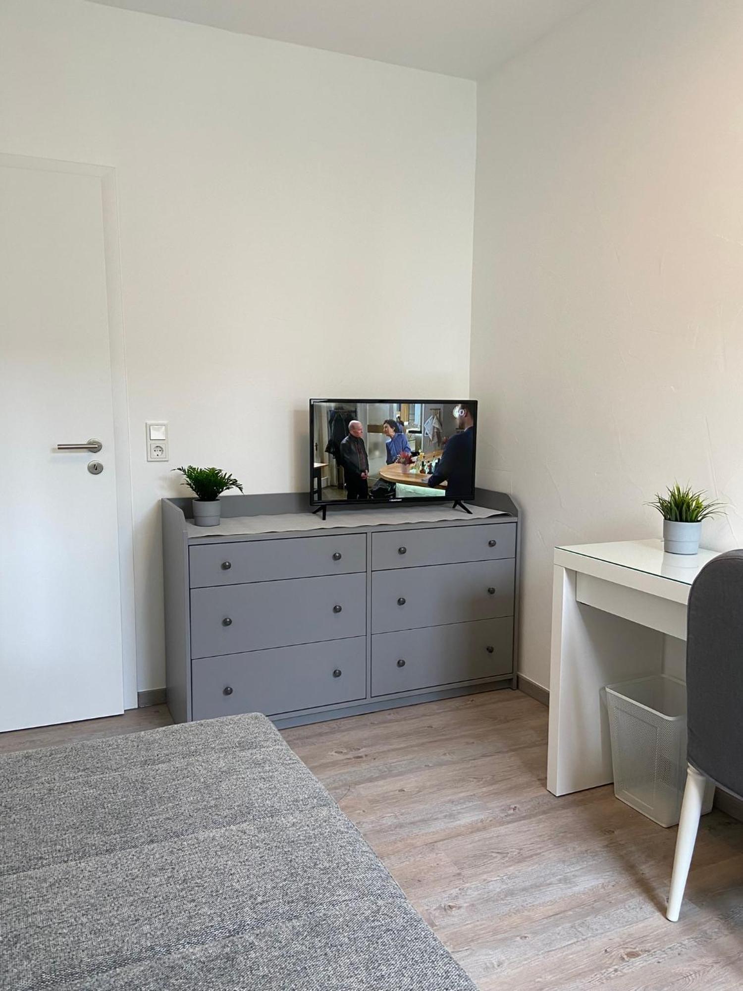 Pension / Ferienwohnung Allebrodt Ленещат Екстериор снимка