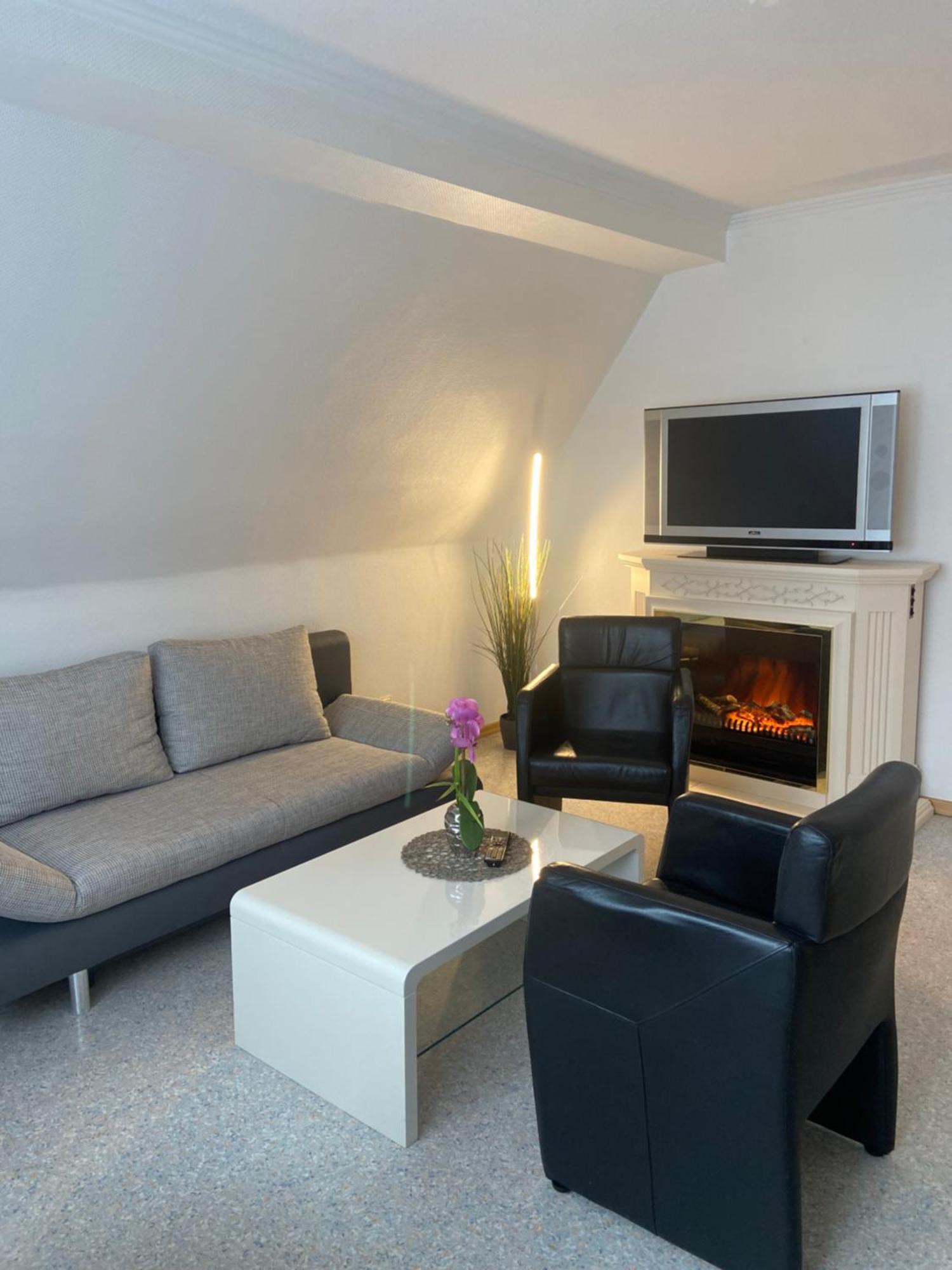 Pension / Ferienwohnung Allebrodt Ленещат Екстериор снимка