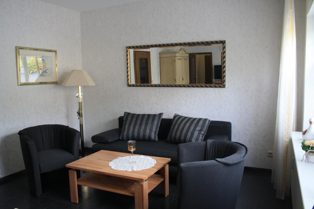 Pension / Ferienwohnung Allebrodt Ленещат Екстериор снимка